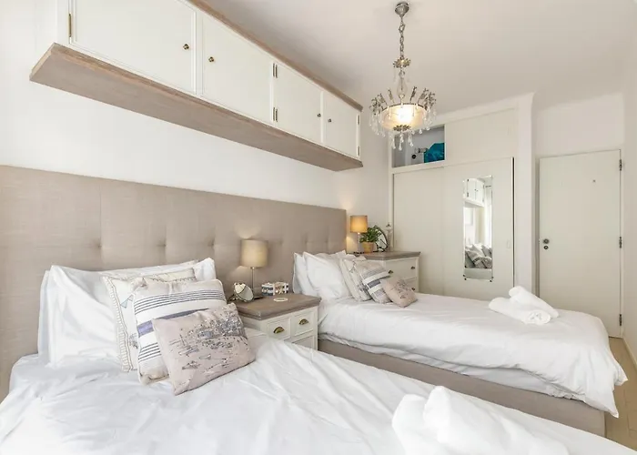 Typical Fisherman's With Amazing Sea Views! Holiday home Albufeira
